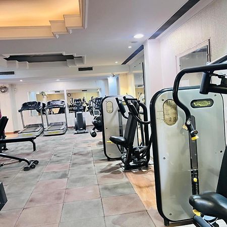 Goa Country Club Hotel Gurgaon Eksteriør billede