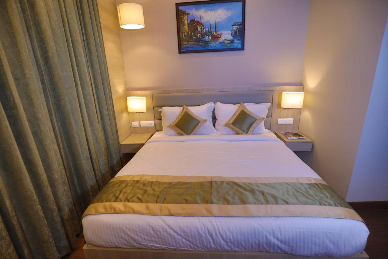 Goa Country Club Hotel Gurgaon Eksteriør billede
