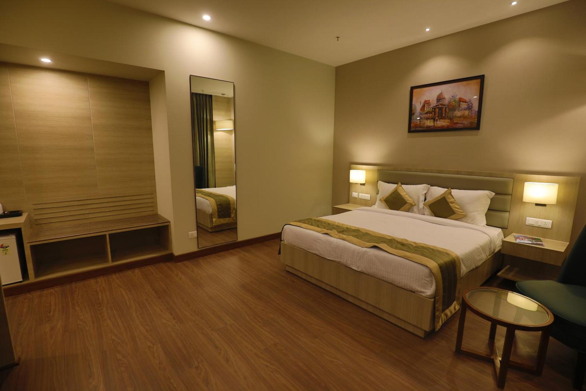 Goa Country Club Hotel Gurgaon Eksteriør billede