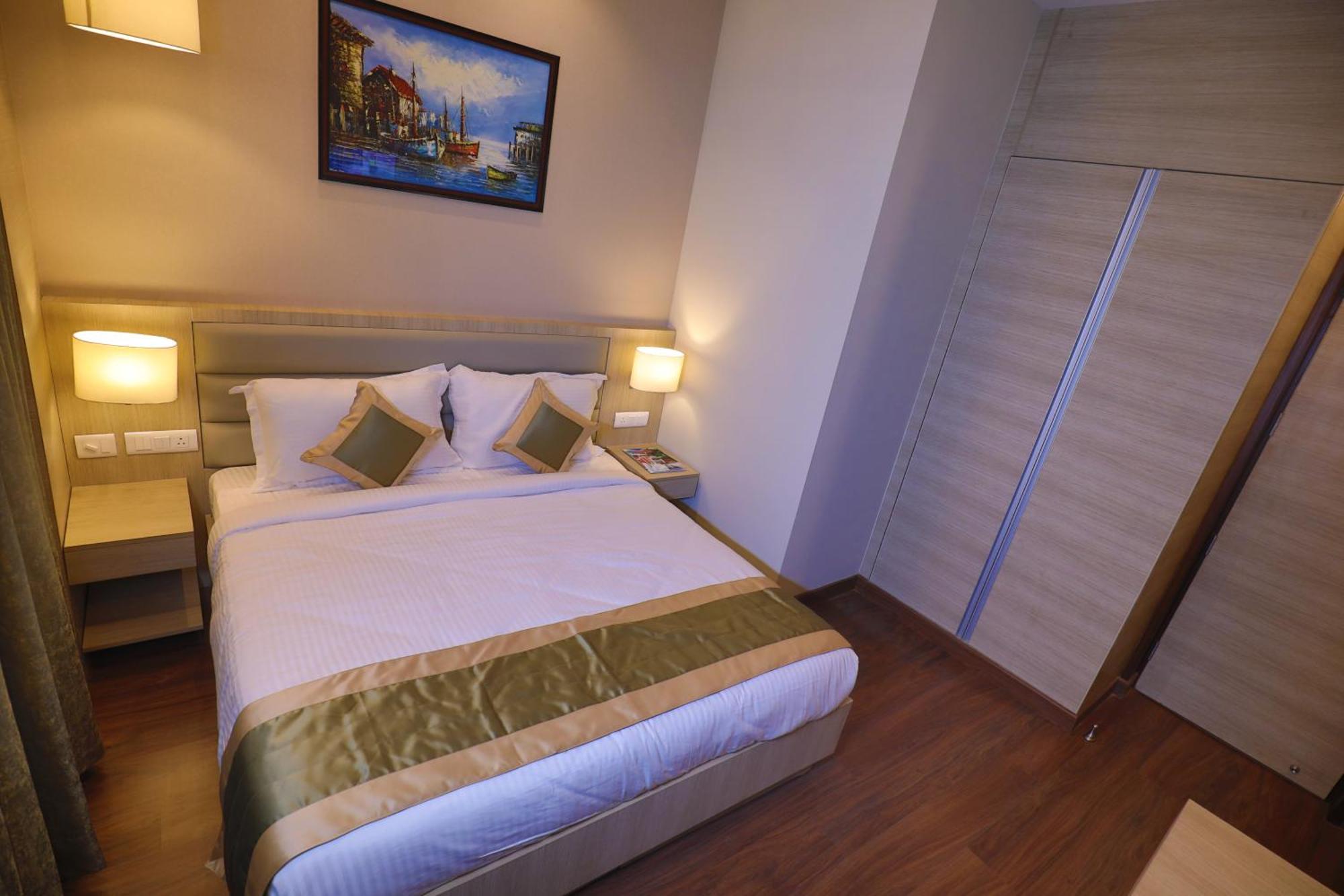 Goa Country Club Hotel Gurgaon Eksteriør billede