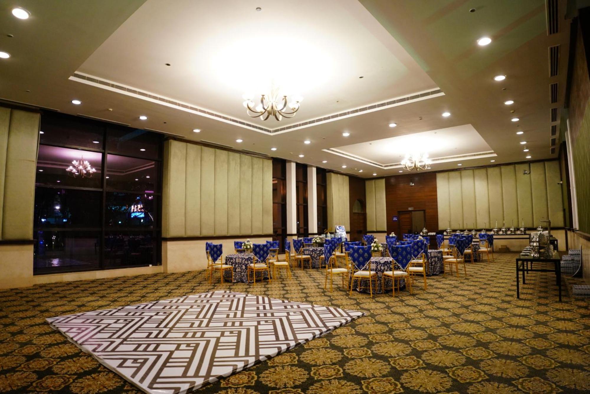 Goa Country Club Hotel Gurgaon Eksteriør billede