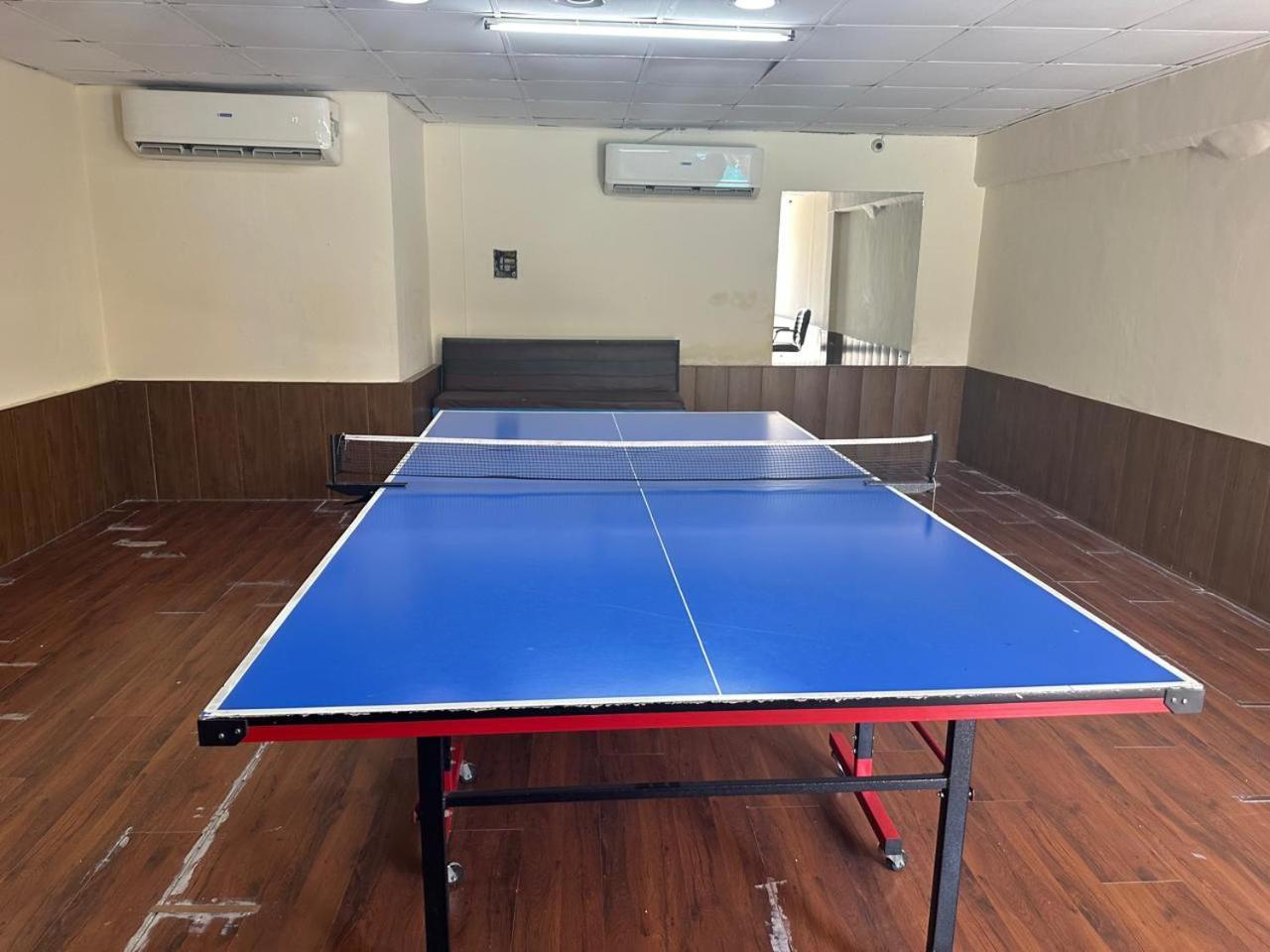 Goa Country Club Hotel Gurgaon Eksteriør billede